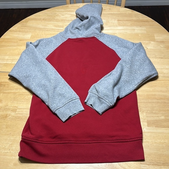 Reebok hoodie men’s XL red and gray activewear Athleisure workout running - Picture 7 of 7